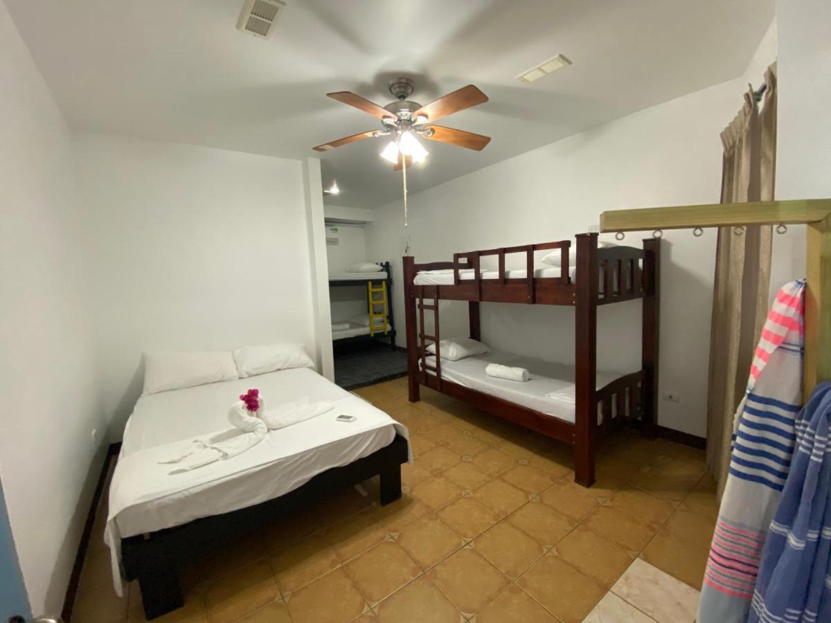 יקו La Hacienda Rooms & Food מראה חיצוני תמונה