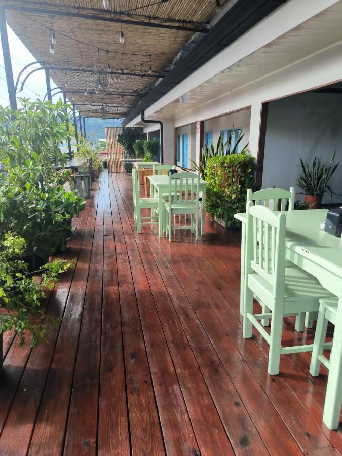 יקו La Hacienda Rooms & Food מראה חיצוני תמונה